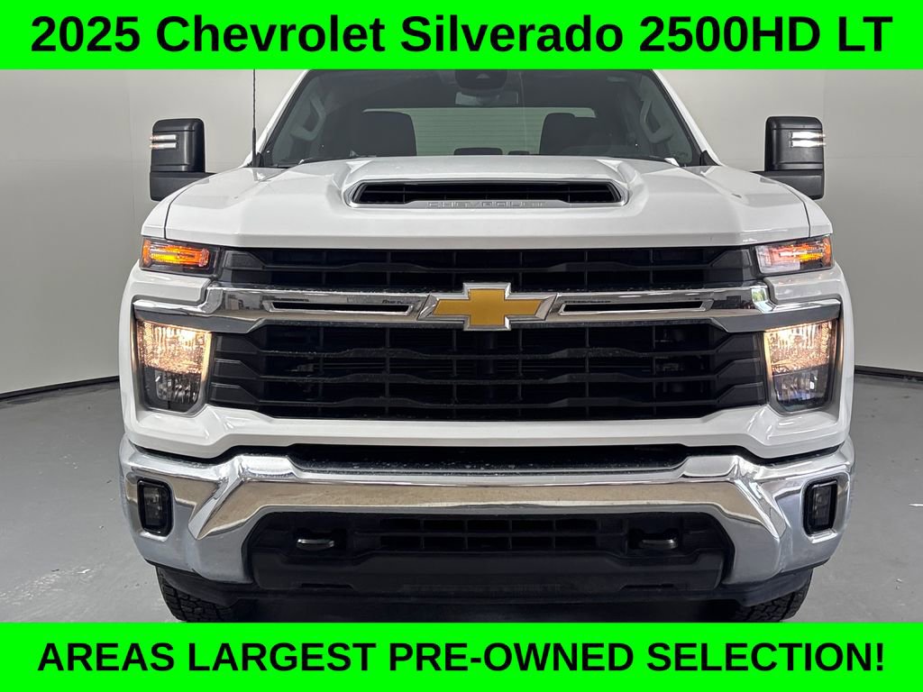 Used 2025 Chevrolet Silverado 2500 LT w/ Convenience Package AWD/4WD image 2