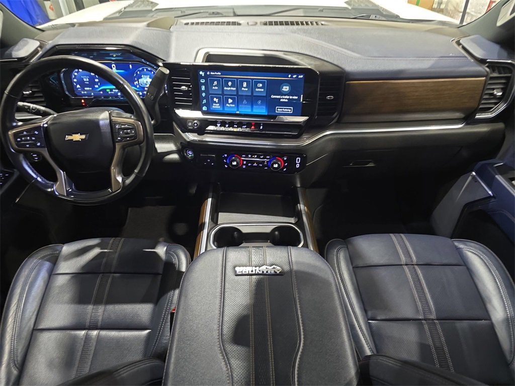 Used 2024 Chevrolet Silverado 2500 High Country w/ High Country Premium Package image 9