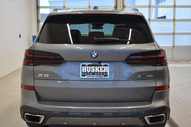 Used 2026 BMW X5 xDrive40i AWD/4WD image 11