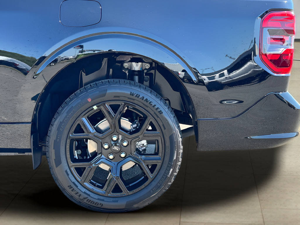 New 2026 Ford Maverick Lobo AWD/4WD image 36