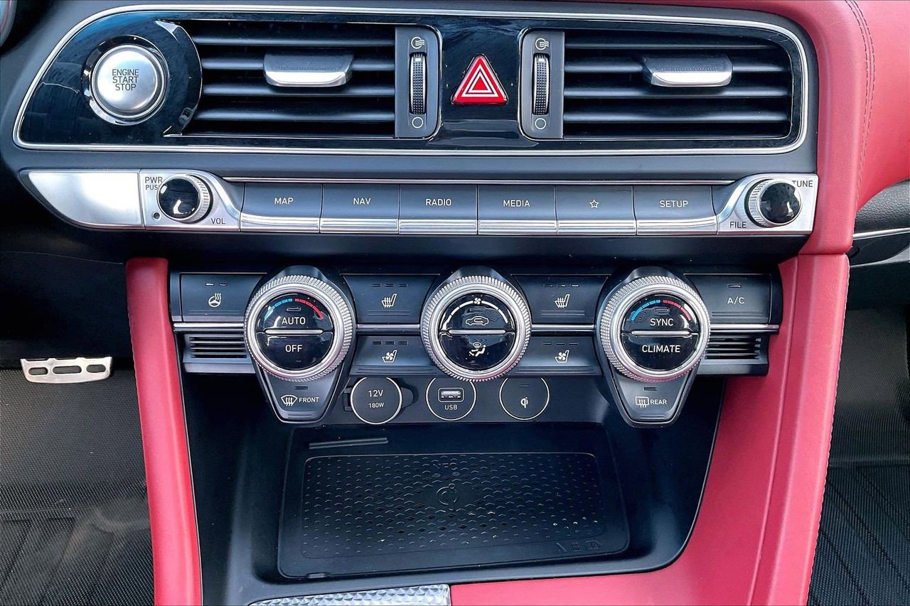 Used 2023 Genesis G70 3.3T w/ Sport Prestige Package image 20