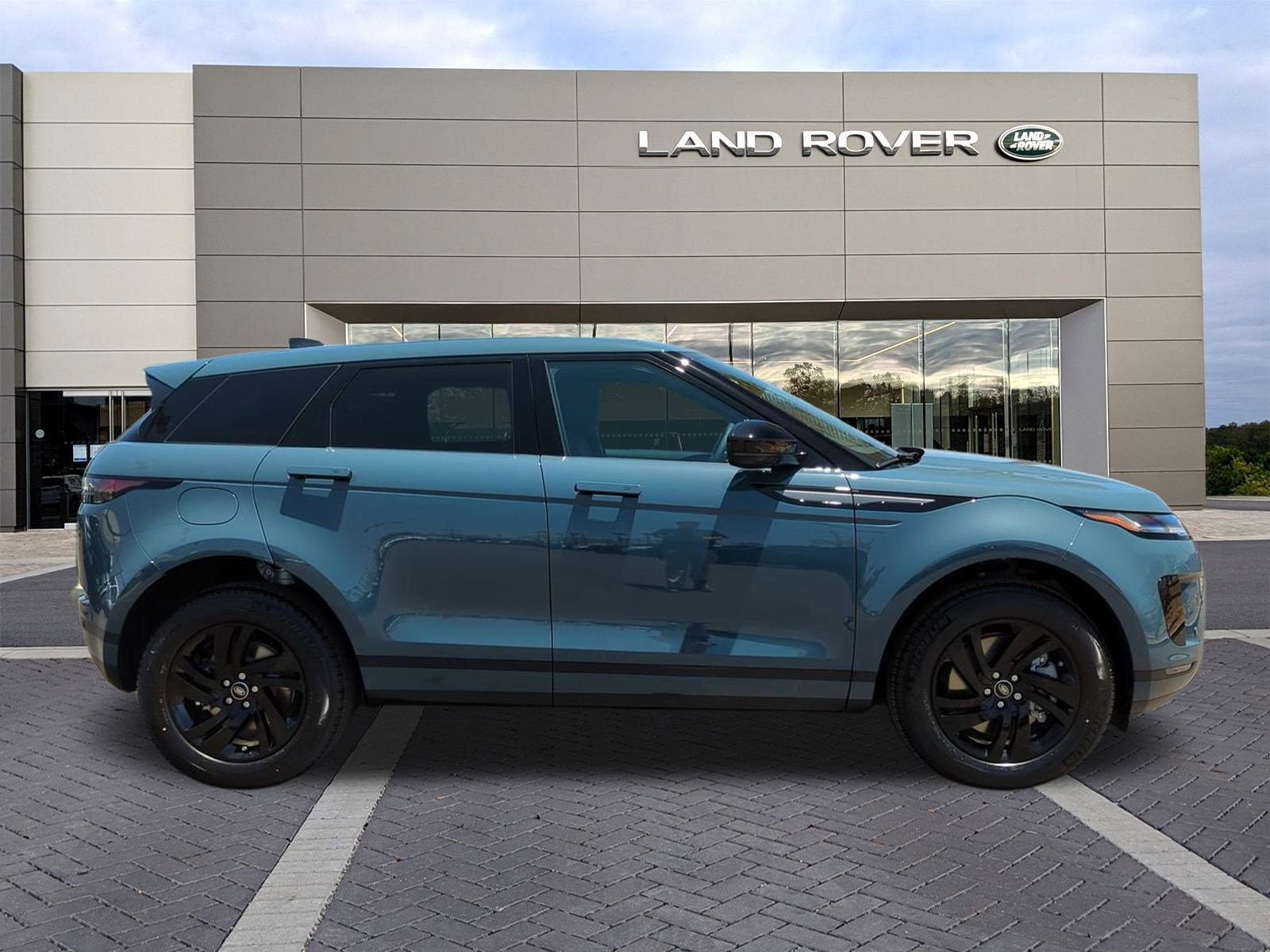 New 2026 Land Rover Range Rover Evoque S image 4