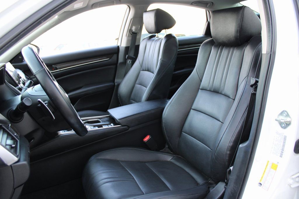 Used 2019 Honda Accord Touring image 8