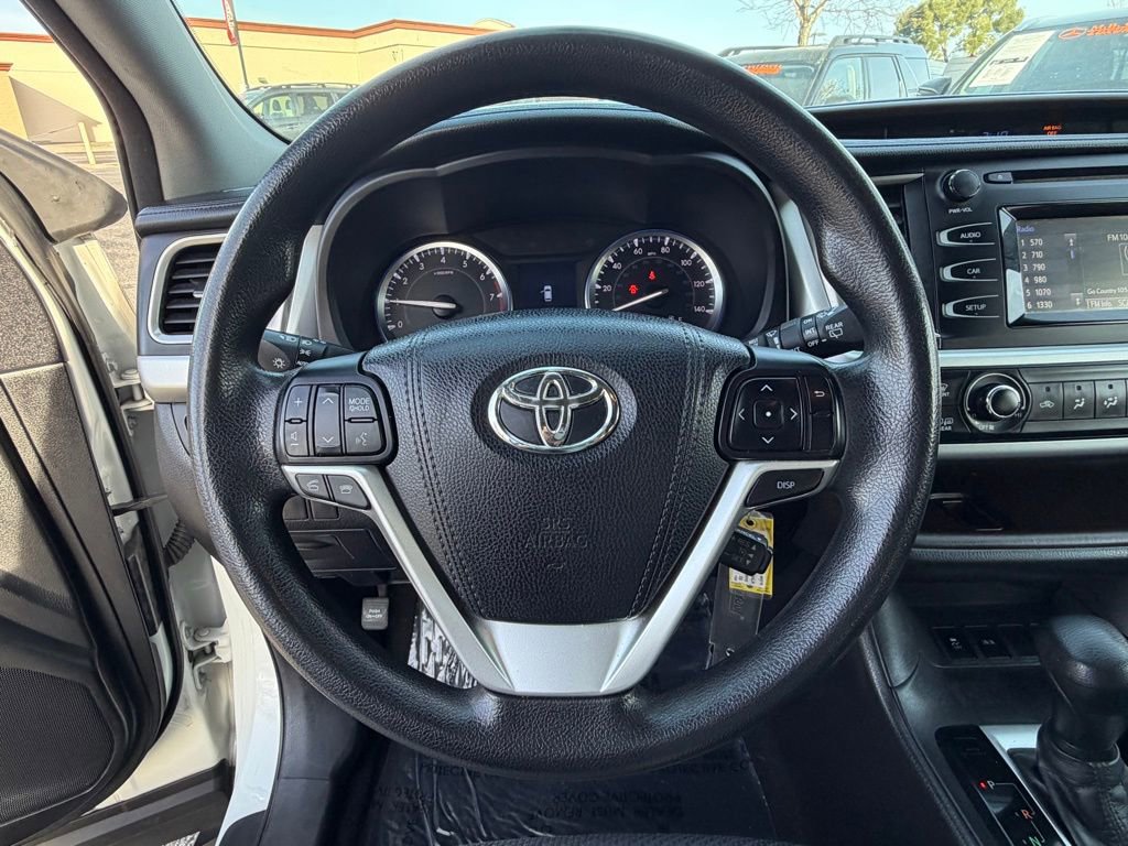 Used 2016 Toyota Highlander LE FWD image 21