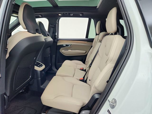 New 2026 Volvo XC90 T8 Plus w/ Protection Package Premier image 24