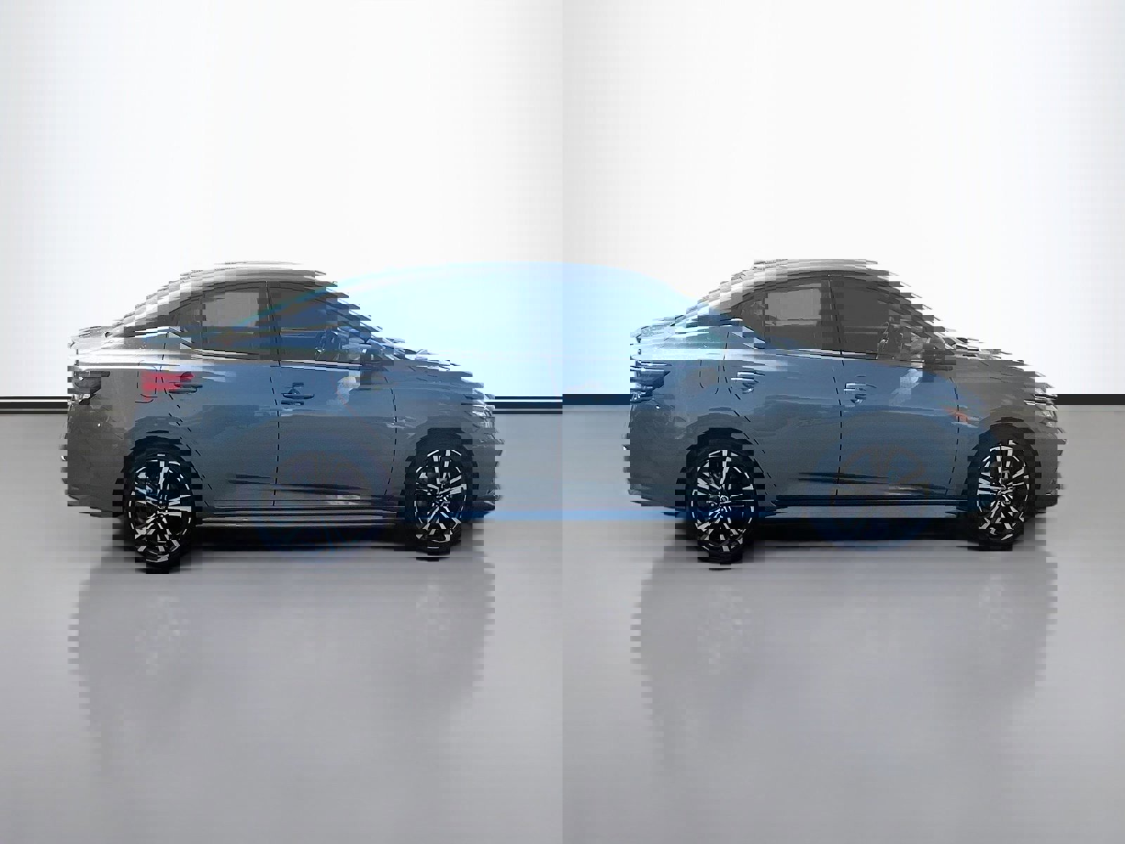 Used 2022 Nissan Sentra SR w/ Trunk Package image 8