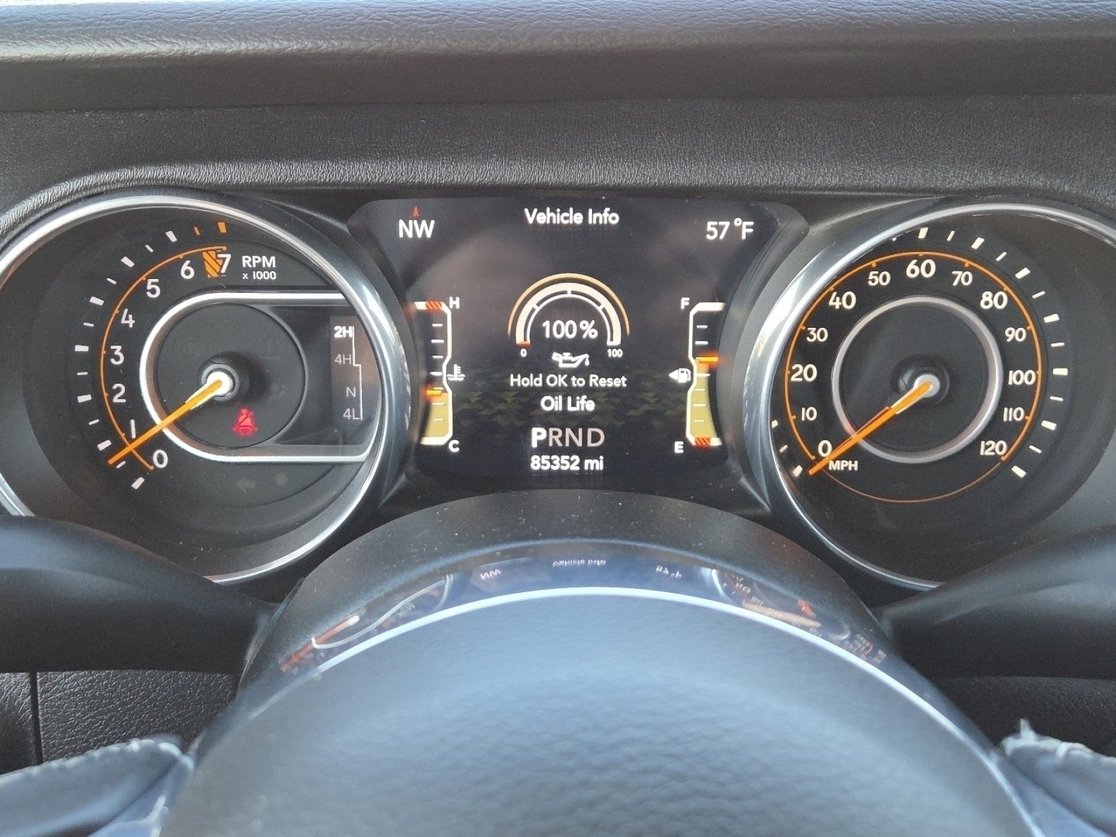 Used 2018 Jeep Wrangler Unlimited Sahara image 26