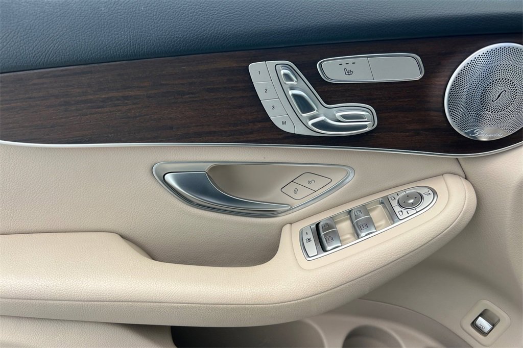 Used 2021 Mercedes-Benz GLC 300 GLC 300 image 10