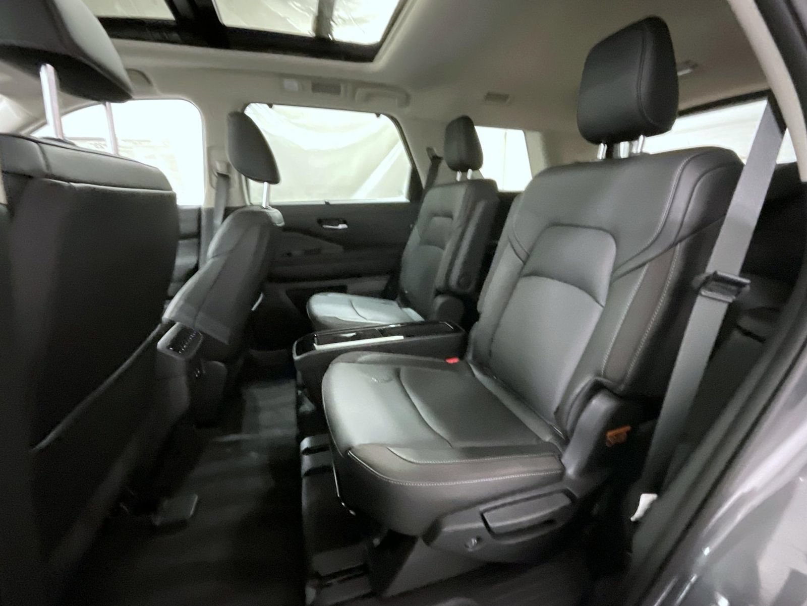 New 2026 Nissan Pathfinder SL w/ SL Premium Package AWD/4WD image 19