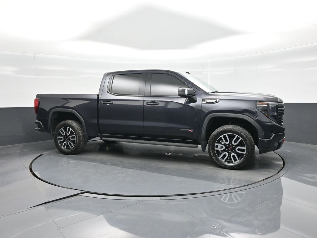 Used 2022 GMC Sierra 1500 AT4 w/ AT4 Premium Package image 9