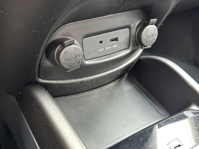 Used 2012 Kia Soul + FWD image 25