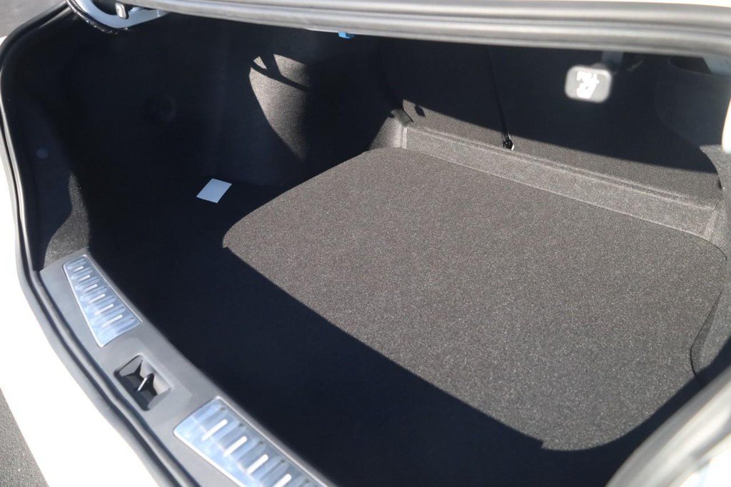 New 2026 Nissan Sentra SL w/ Floor Mat Package FWD image 24