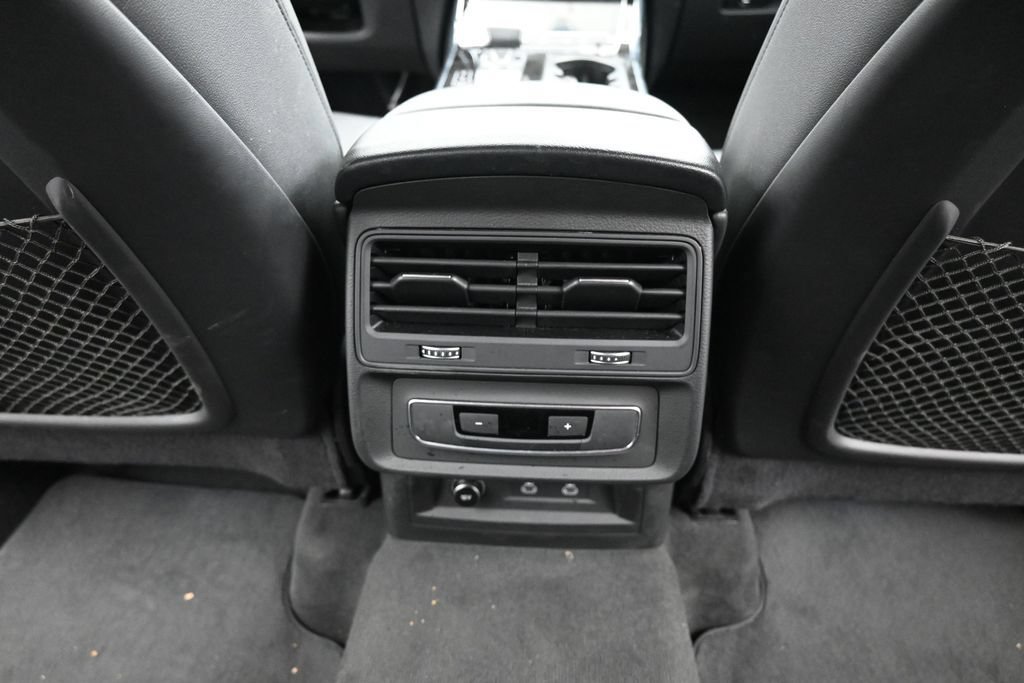 Used 2023 Audi Q7 2.0T Premium Plus w/ Premium Plus Package AWD/4WD image 16