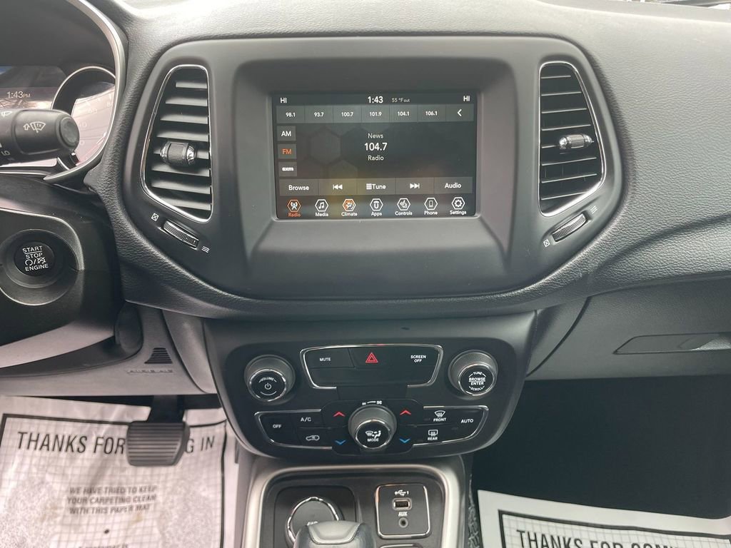 Used 2019 Jeep Compass Latitude w/ Popular Equipment Group AWD/4WD image 20