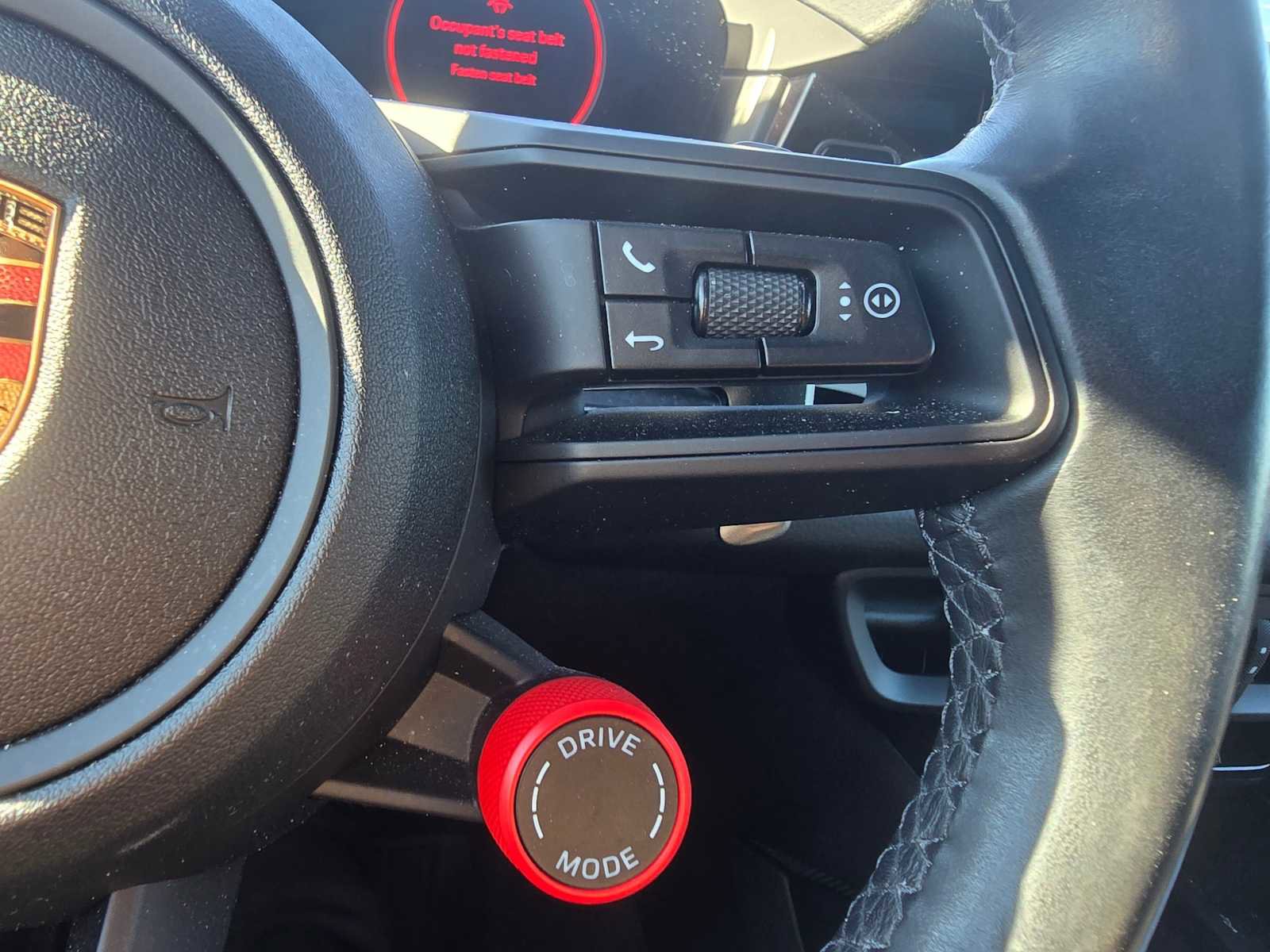 Used 2024 Porsche Cayenne image 32