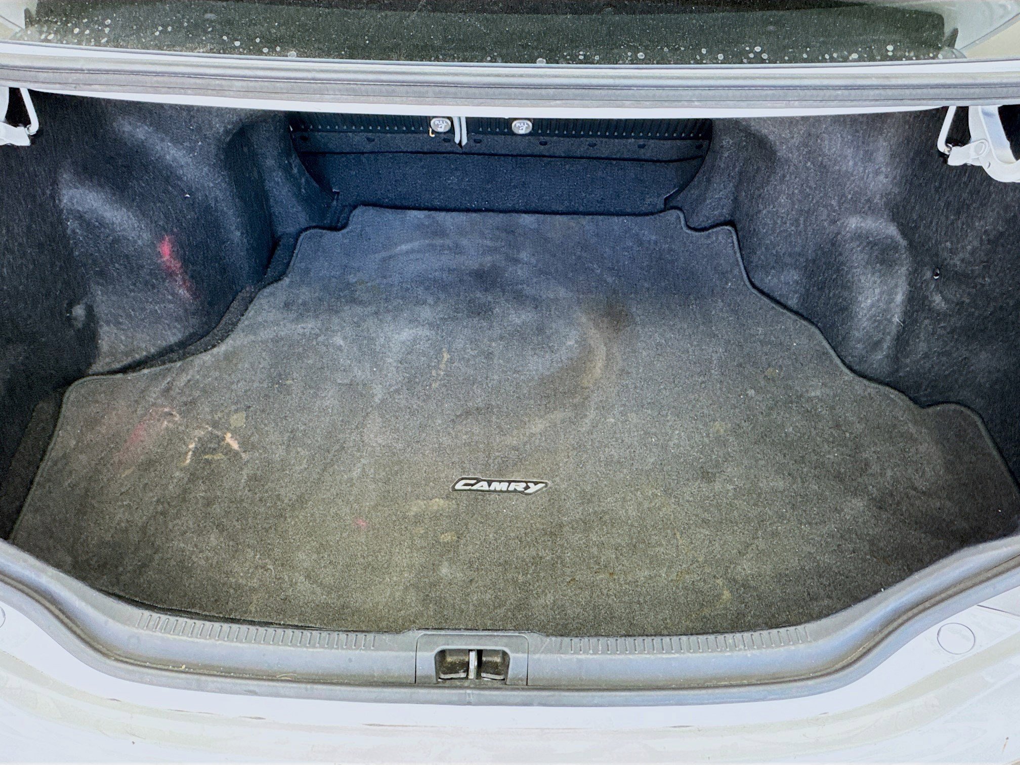 Used 2013 Toyota Camry XLE w/ Leather Pkg image 18