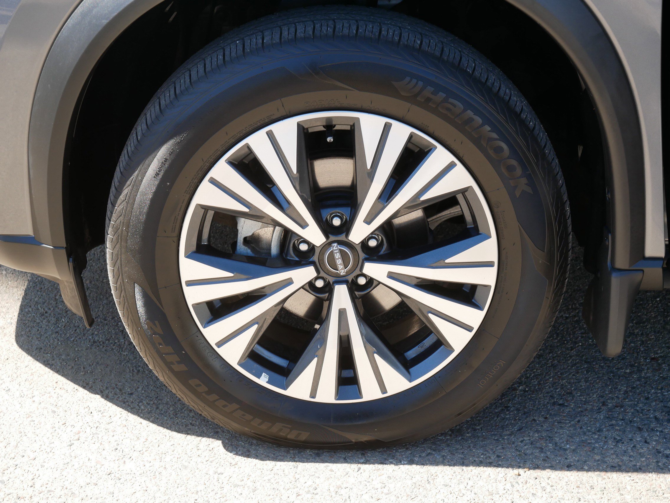 Certified 2023 Nissan Rogue SV w/ SV Premium B Package AWD/4WD image 15
