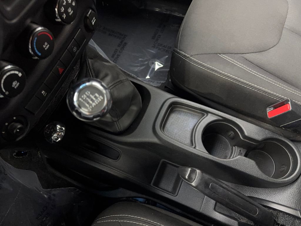 Used 2016 Jeep Wrangler Unlimited Sahara w/ Max Tow Package image 65