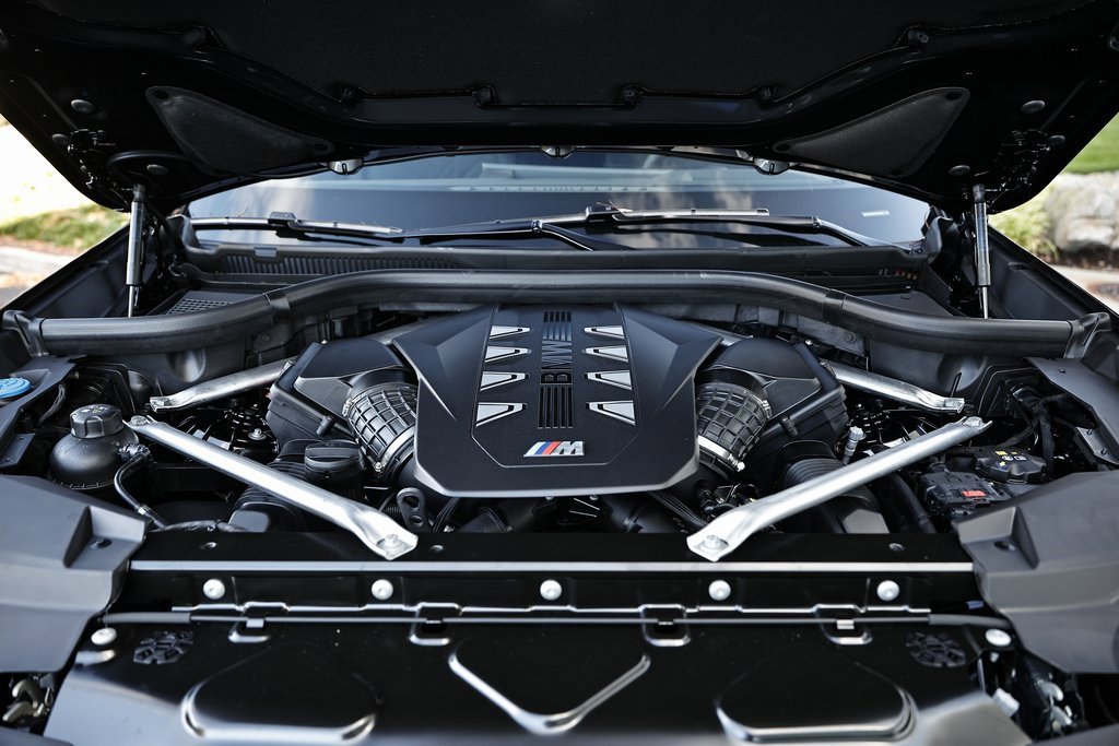 New 2026 BMW X5 M60i w/ Executive Package image 31