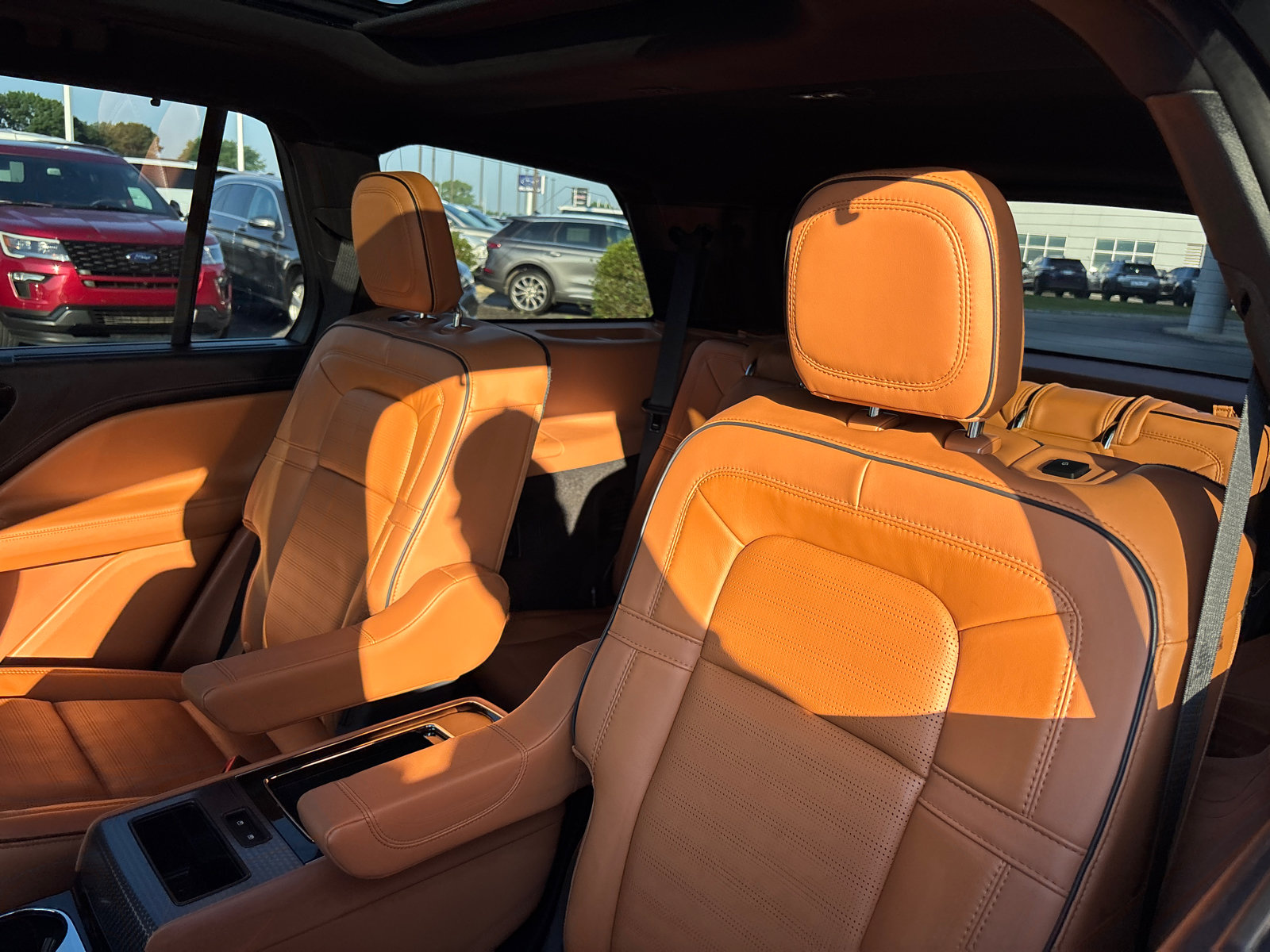 Certified 2024 Lincoln Aviator Black Label w/ Jet Package AWD/4WD image 26