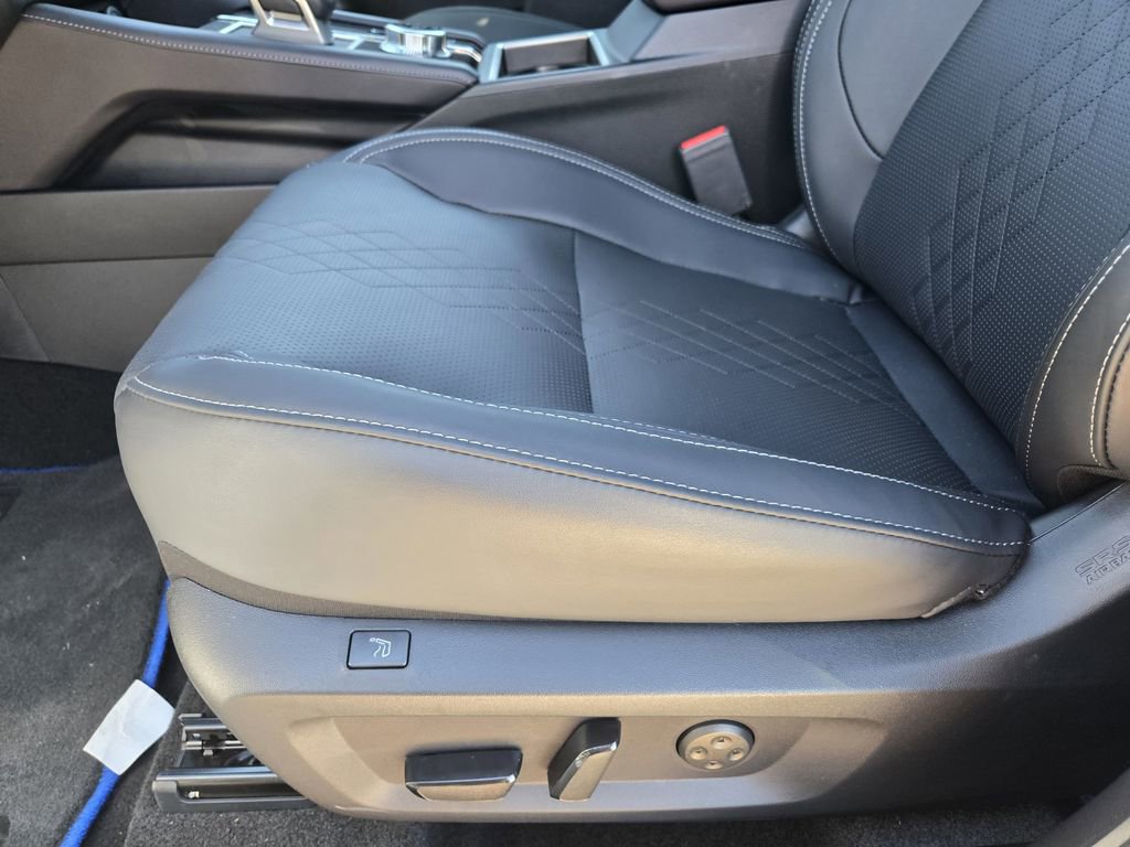 New 2025 Mitsubishi Outlander SEL Black Edition image 19