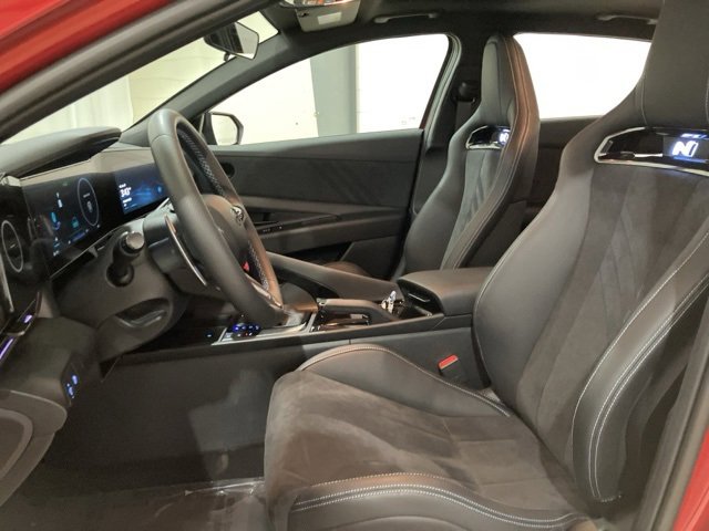 Used 2024 Hyundai Elantra N image 11