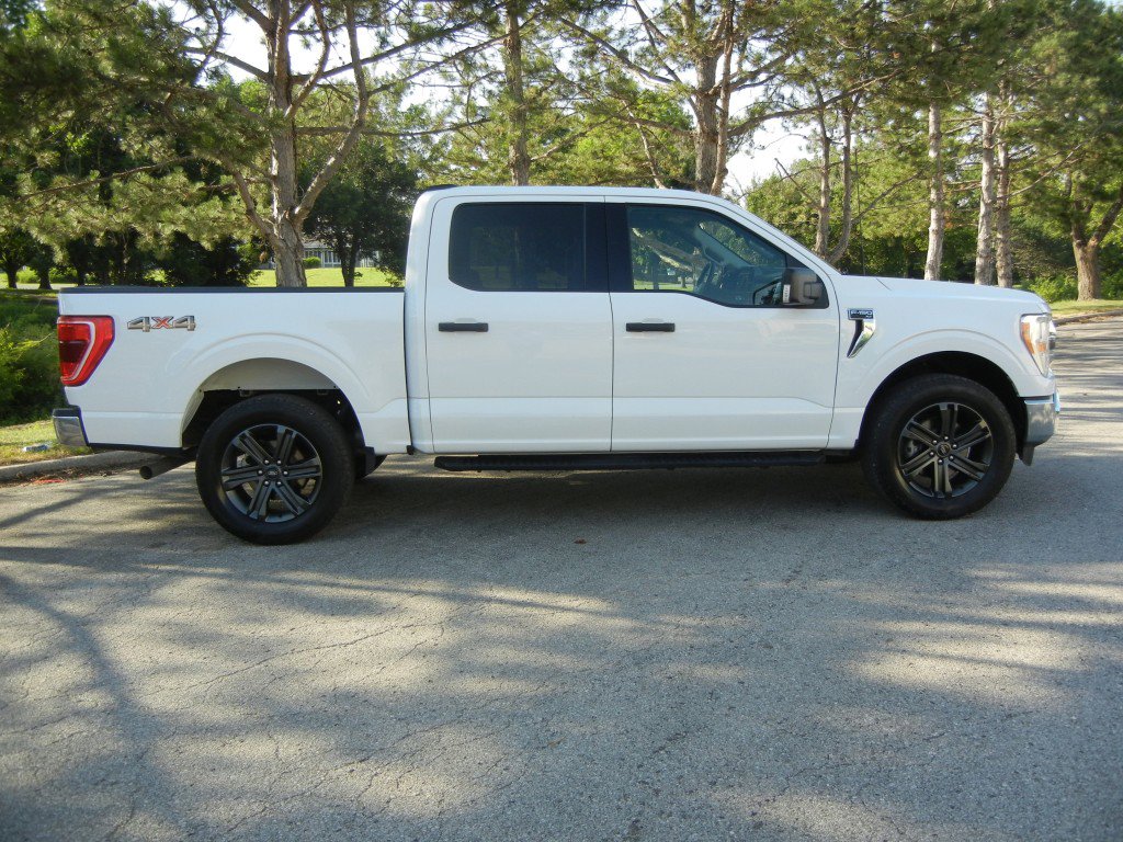 Used 2021 Ford F150 XLT w/ Equipment Group 301A Mid image 4