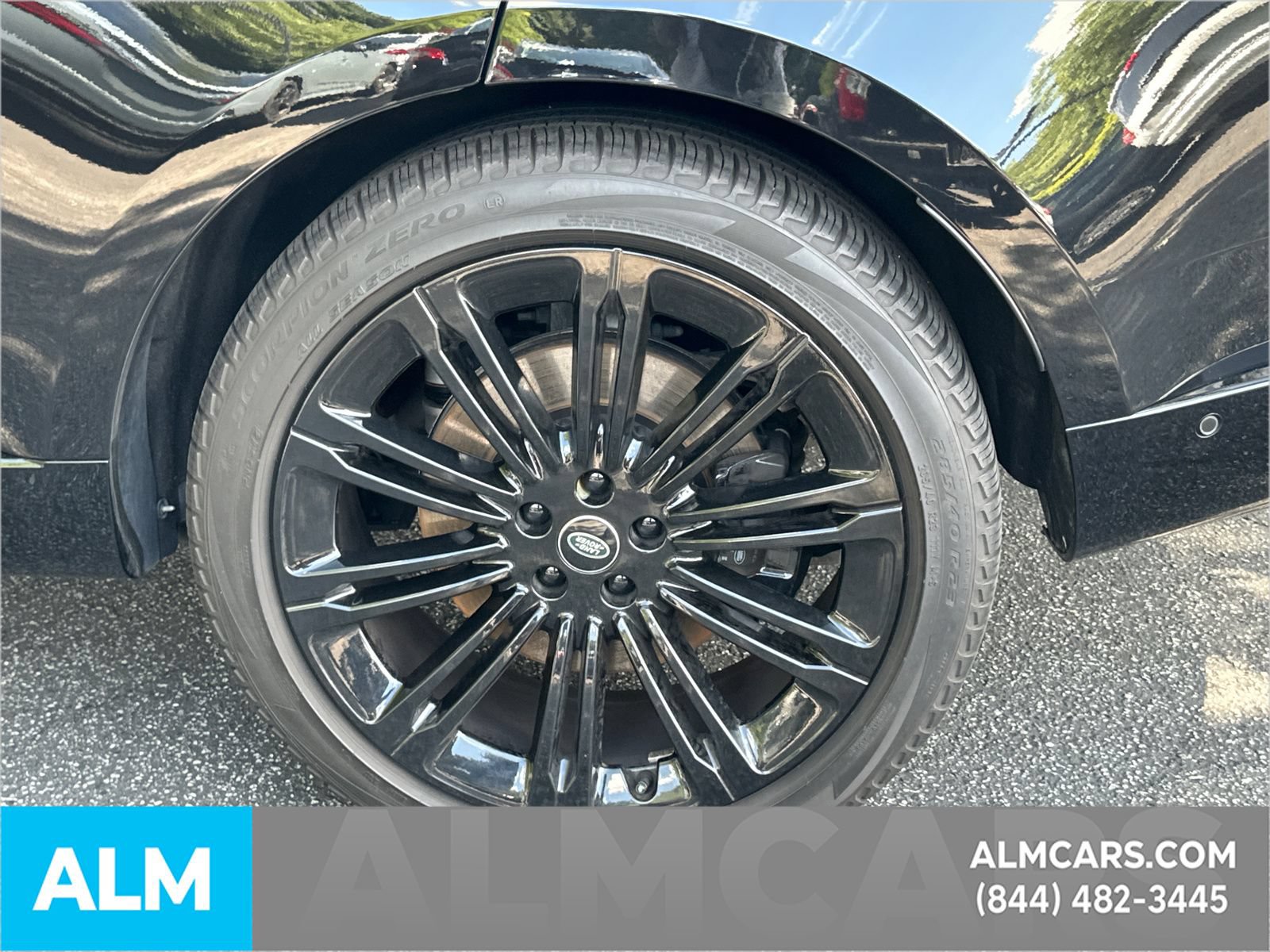 Used 2024 Land Rover Range Rover Long Wheelbase Autobiography AWD/4WD image 23
