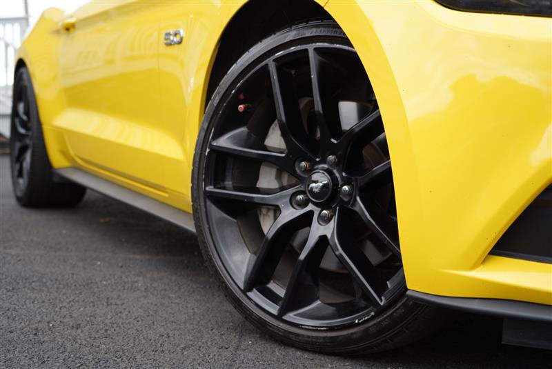 Used 2015 Ford Mustang GT Premium image 15