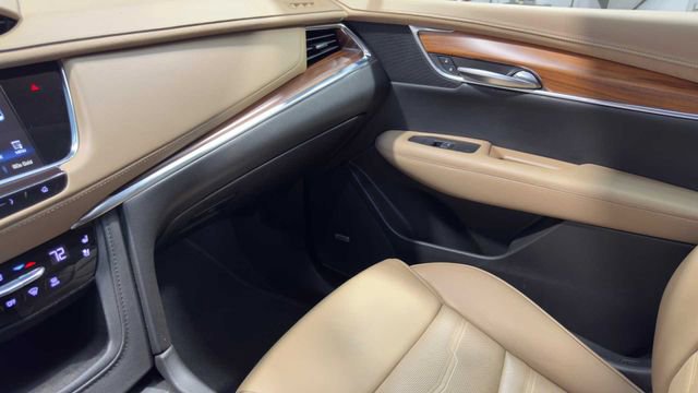 Used 2019 Cadillac XT5 Platinum AWD/4WD image 30