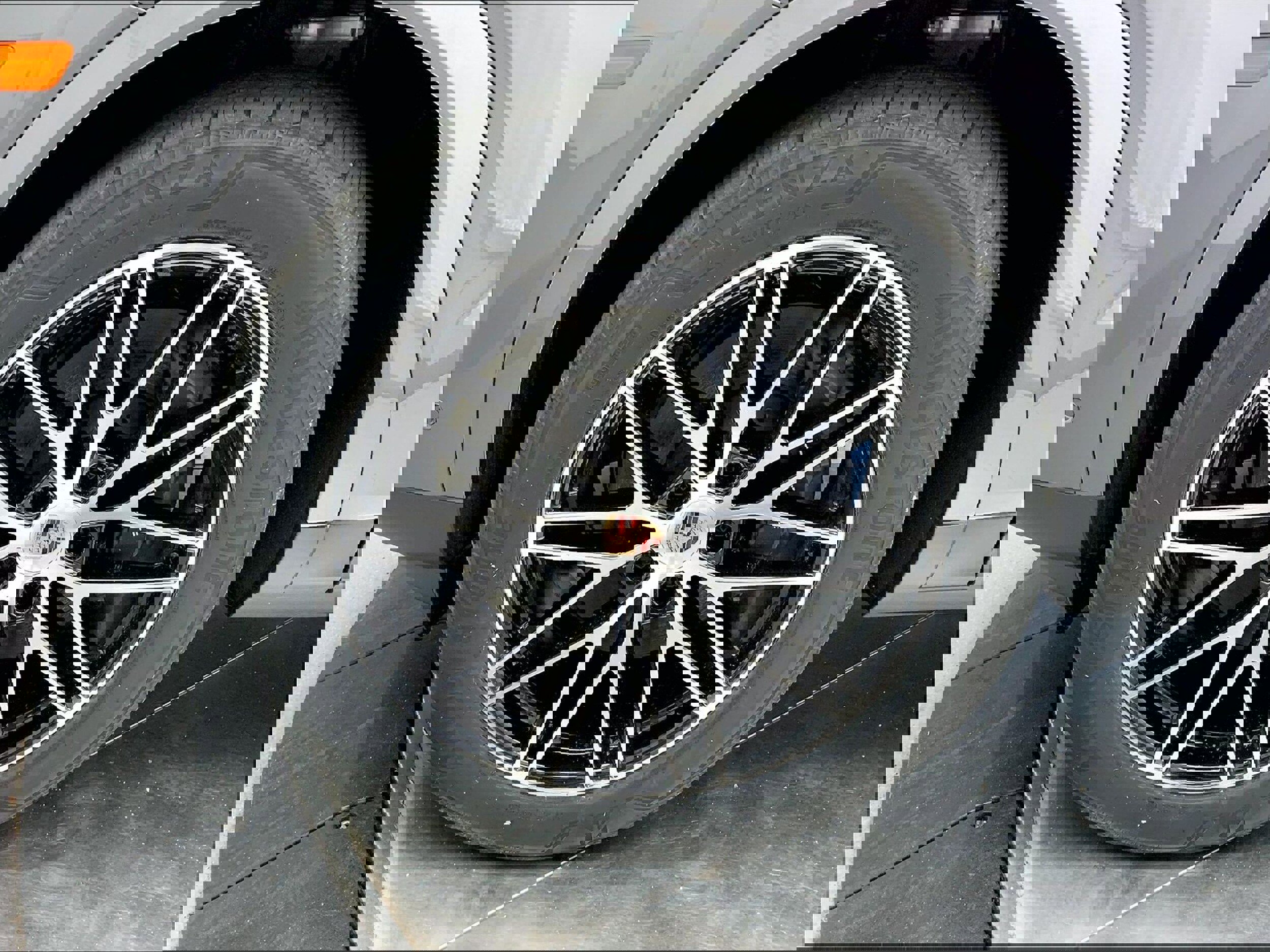 New 2025 Porsche Cayenne image 29