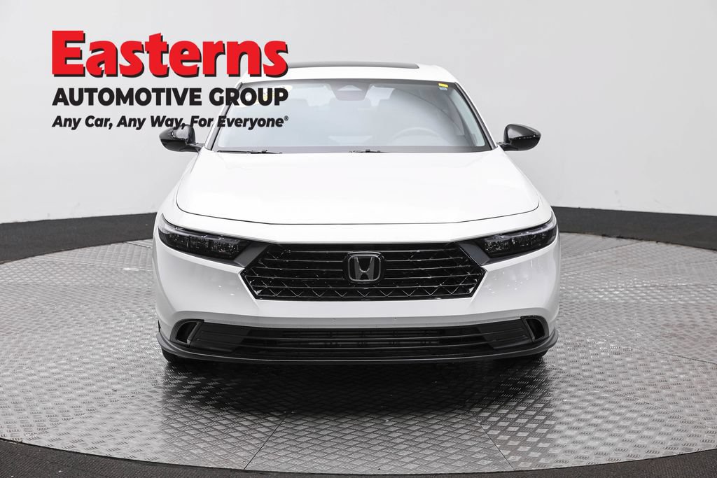 Used 2025 Honda Accord SE image 4