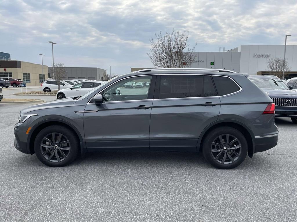 Used 2023 Volkswagen Tiguan SE image 24