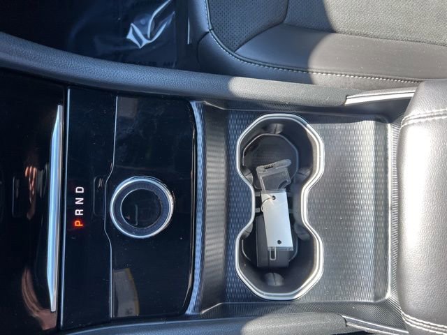 Used 2025 Jeep Grand Cherokee Altitude image 12