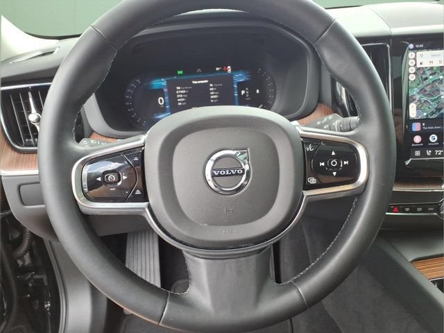 Used 2023 Volvo XC60 B5 Plus w/ Climate Package AWD/4WD image 23