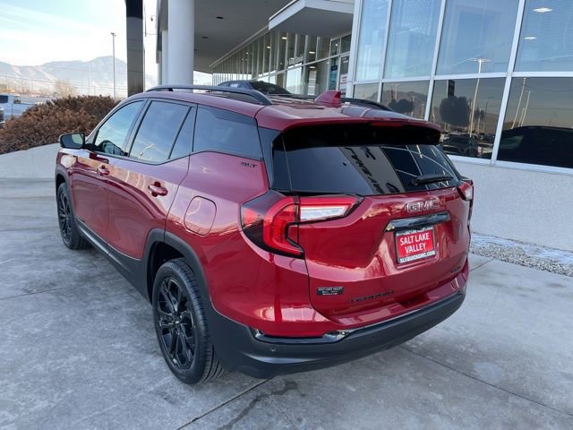 Certified 2022 GMC Terrain SLT w/ Elevation Edition image 5
