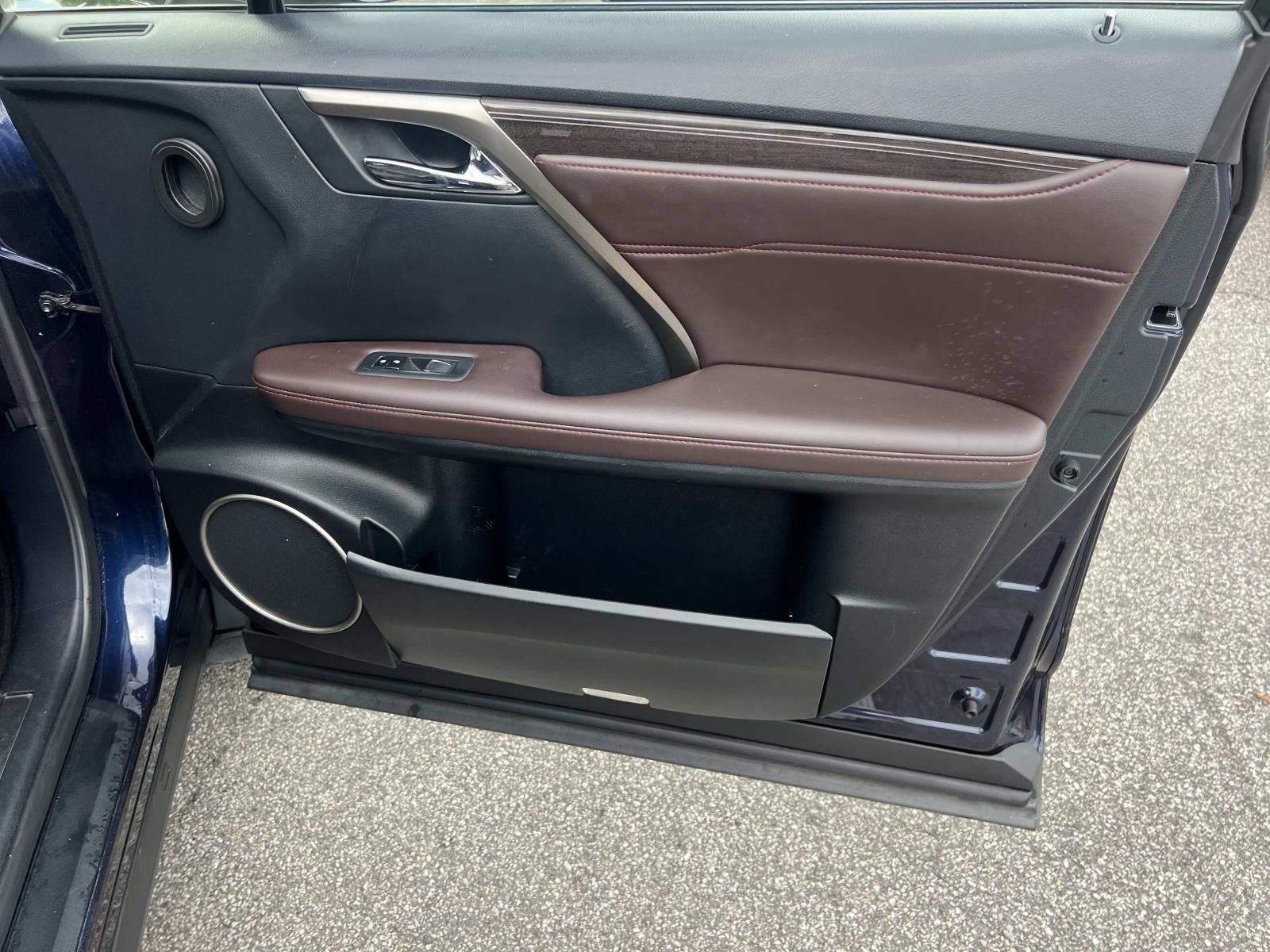 Used 2020 Lexus RX 350L Luxury w/ Accessory Package AWD/4WD image 13