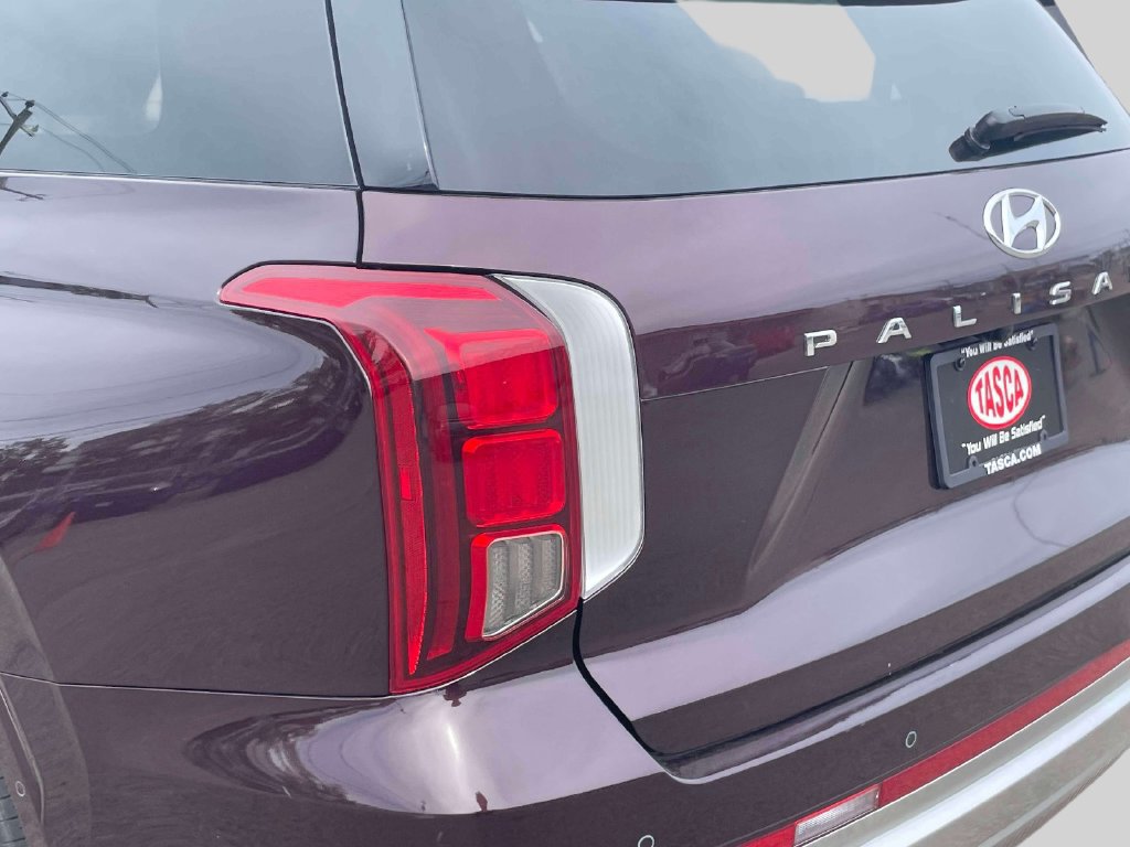 Used 2023 Hyundai Palisade Calligraphy w/ Winter Package AWD/4WD image 11