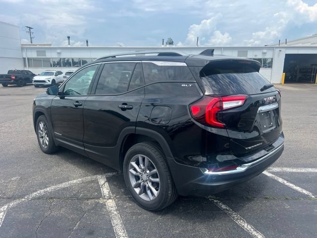 Used 2024 GMC Terrain SLT w/ Tech Package AWD/4WD image 7