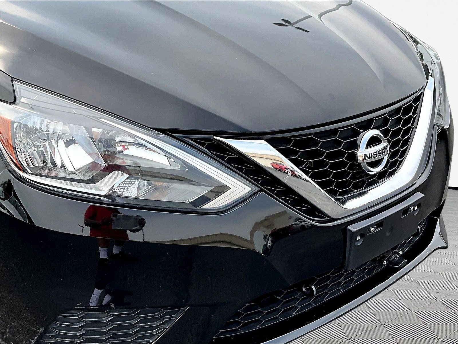 Used 2016 Nissan Sentra S FWD image 32