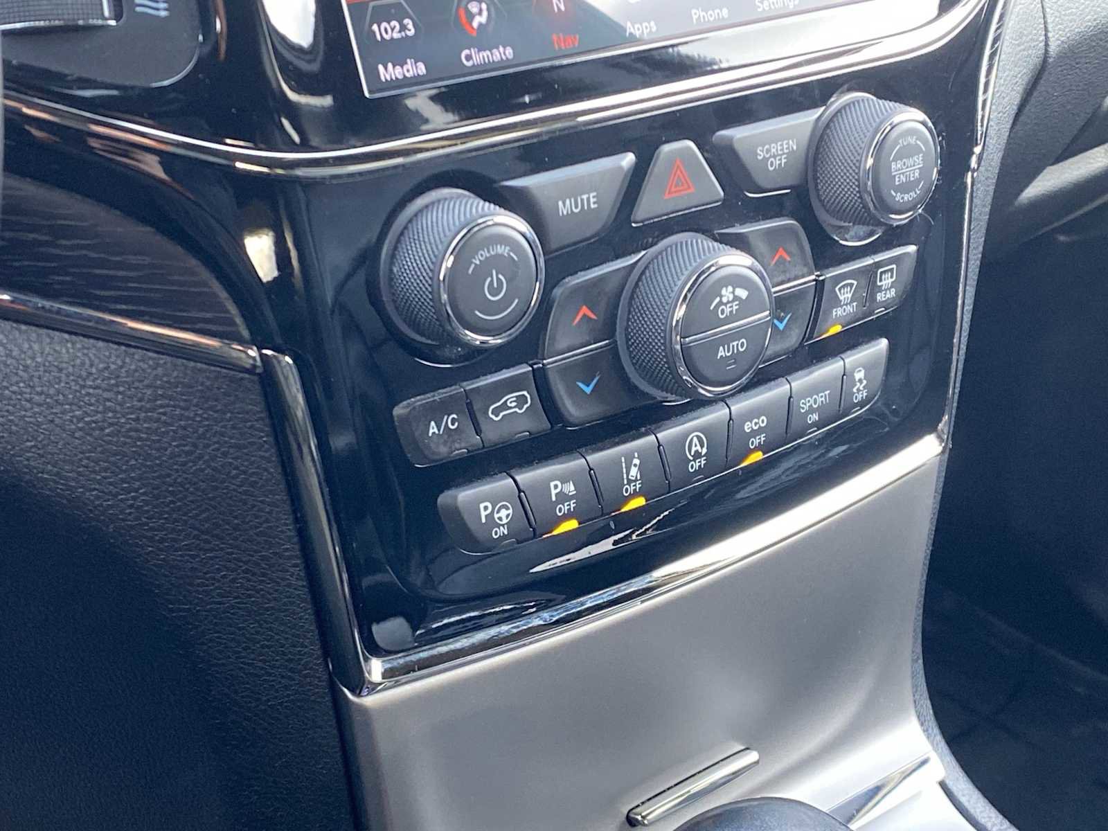 Used 2020 Jeep Grand Cherokee High Altitude image 27