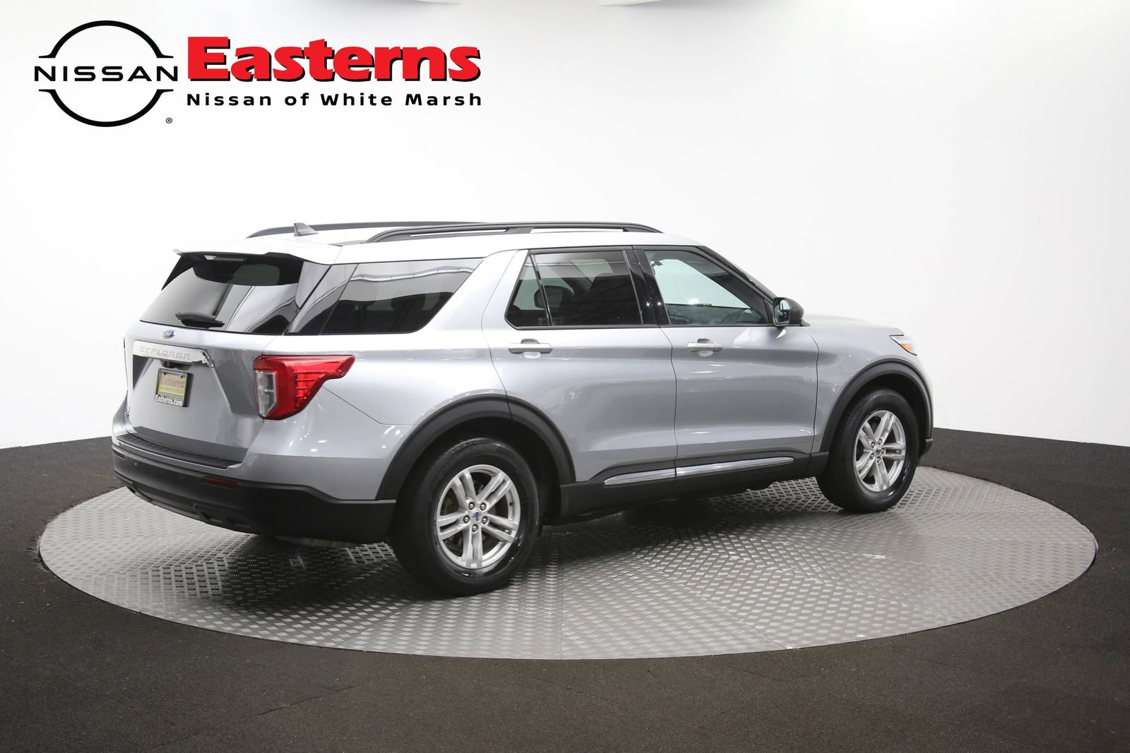 Used 2023 Ford Explorer XLT RWD image 36