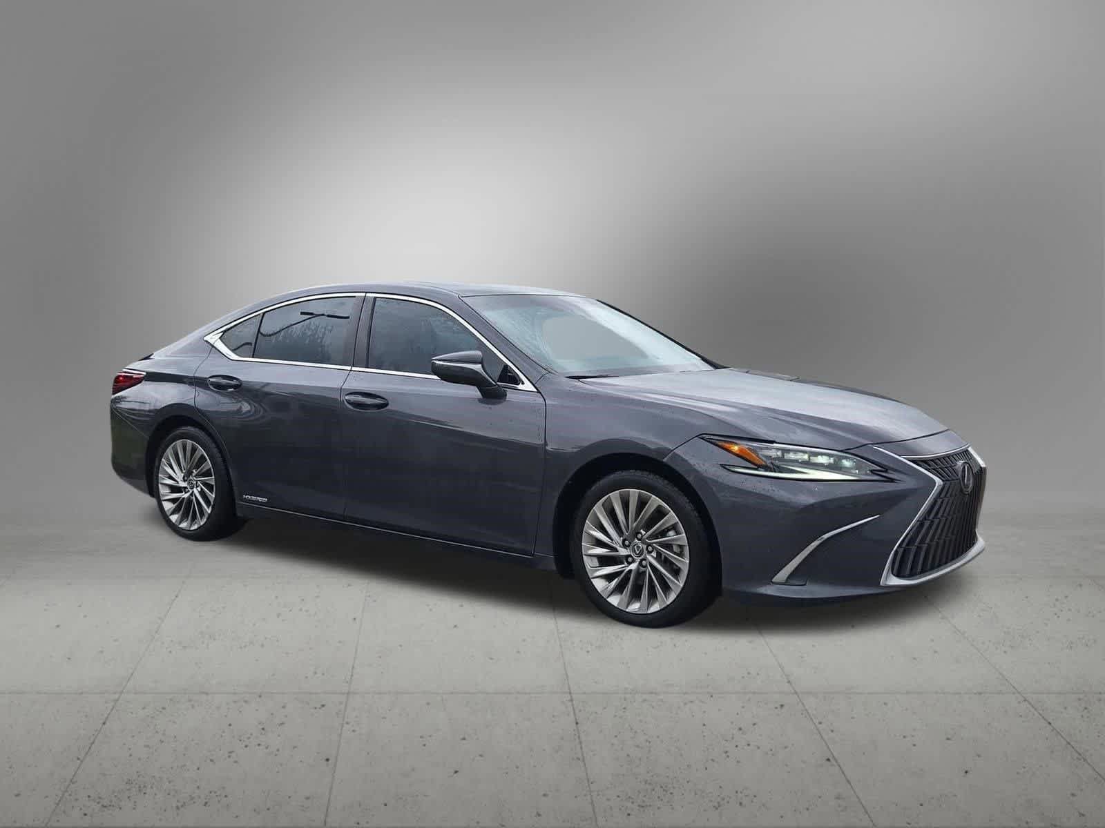 Used 2022 Lexus ES 300h Ultra Luxury FWD image 8