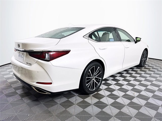 Used 2023 Lexus ES 350 Luxury image 7