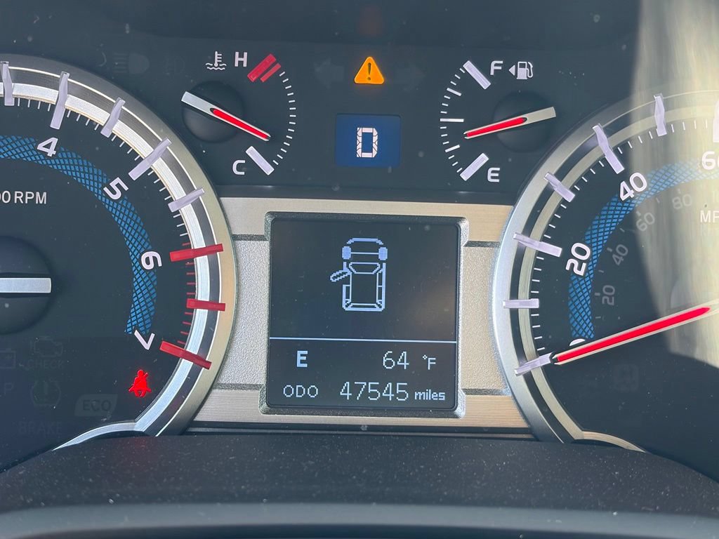 Used 2018 Toyota 4Runner Limited AWD/4WD image 33