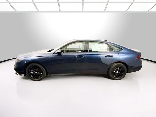 Certified 2025 Honda Accord SE image 4