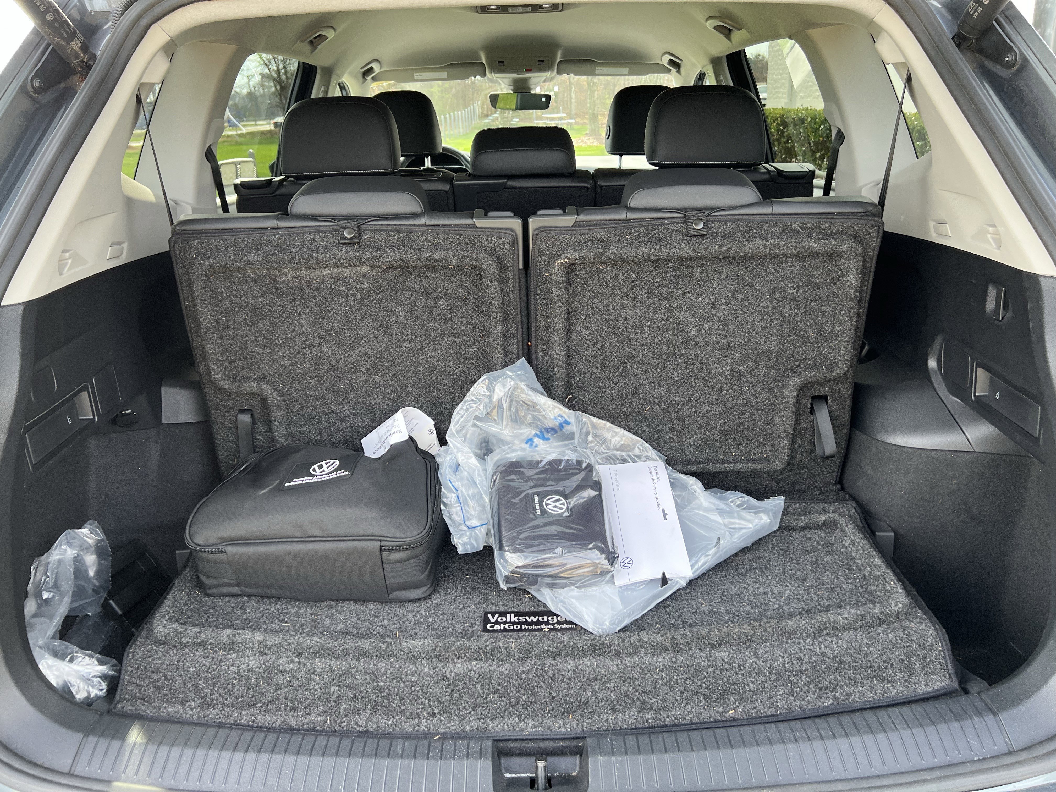 Used 2022 Volkswagen Tiguan SE image 34