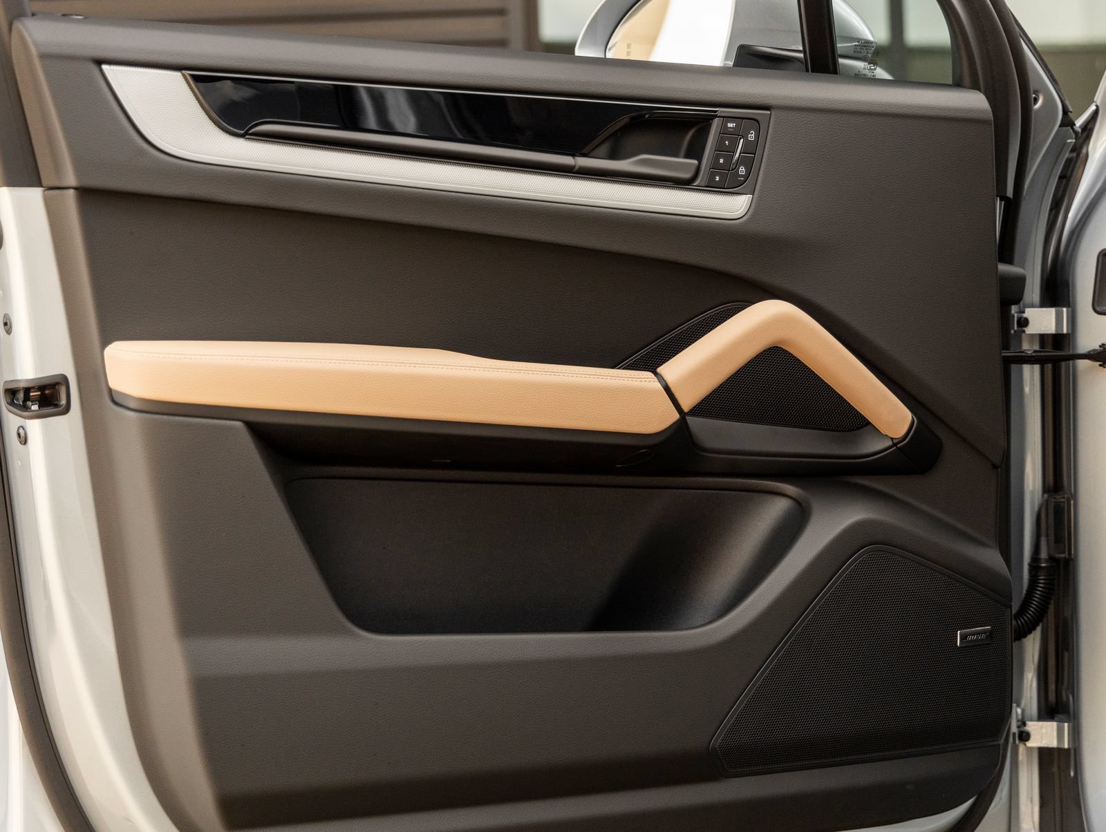 New 2026 Porsche Cayenne S AWD/4WD image 20