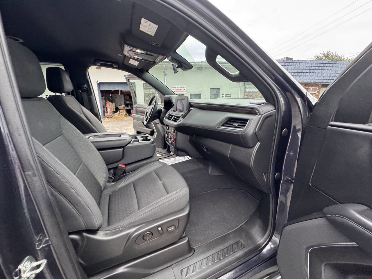 Used 2022 Chevrolet Tahoe 4WD image 46