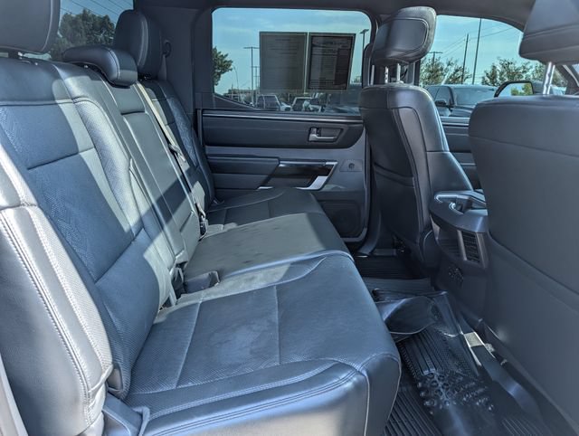 Used 2025 Toyota Tundra Limited AWD/4WD image 31